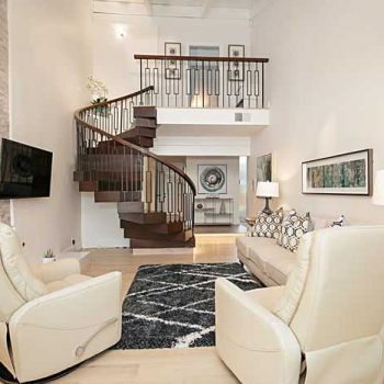 Private, Comfortable Setting