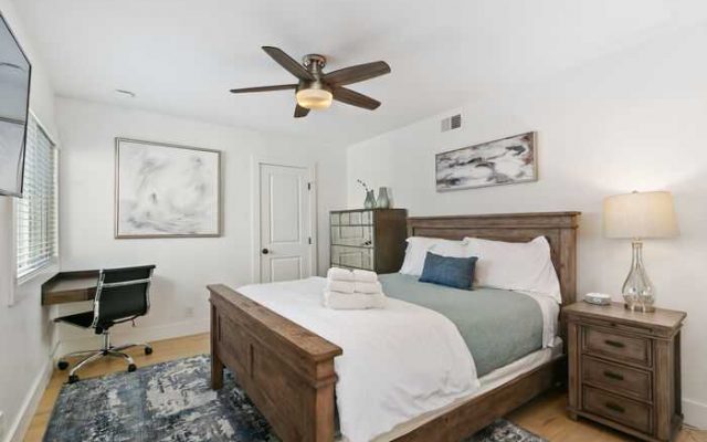 bedroom.jpg